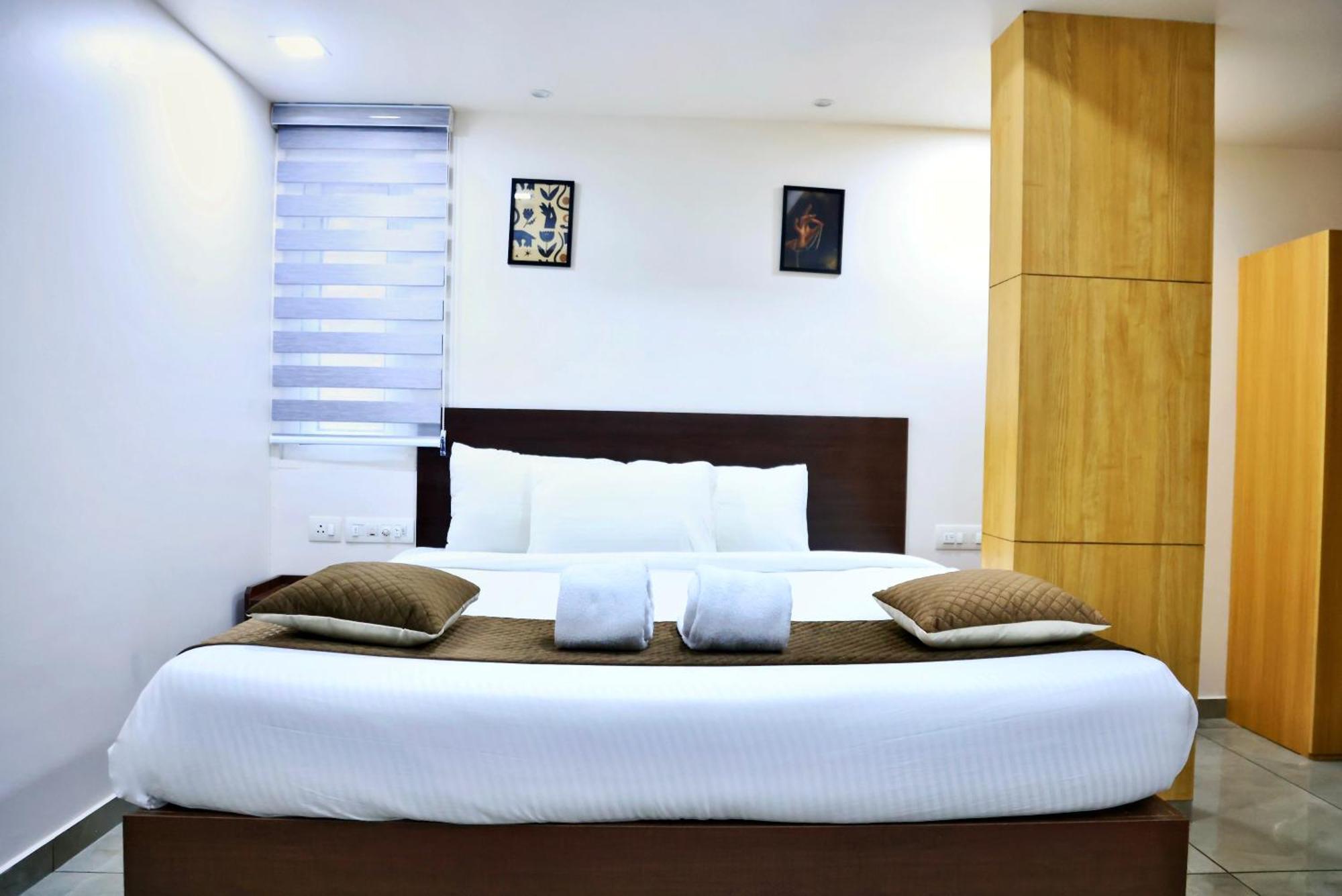 Reach Inn Kochi Exterior photo