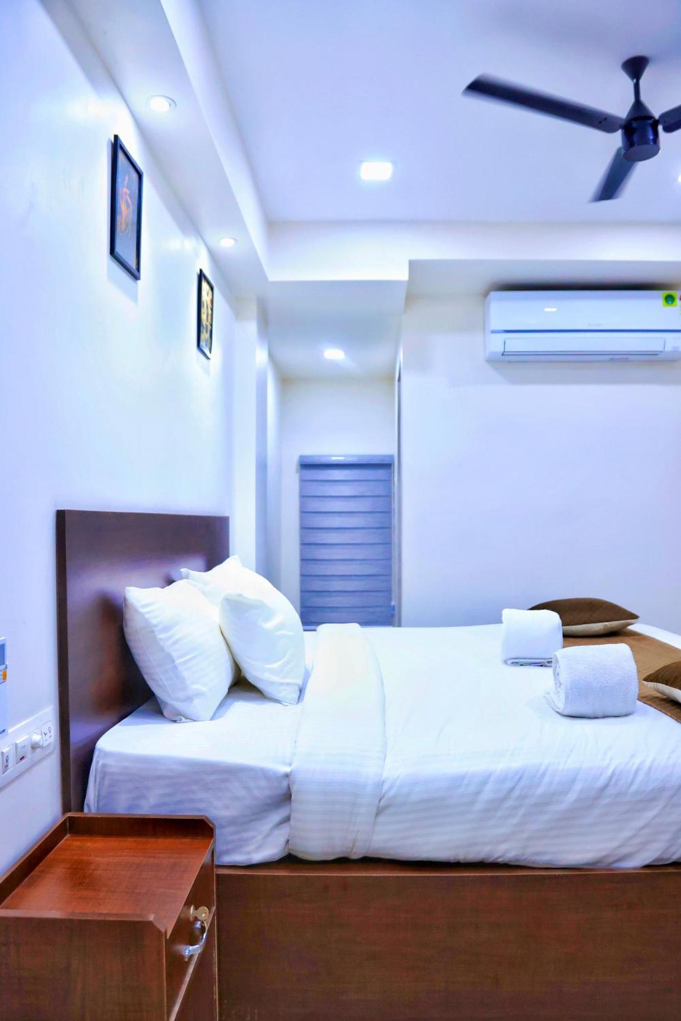 Reach Inn Kochi Exterior photo