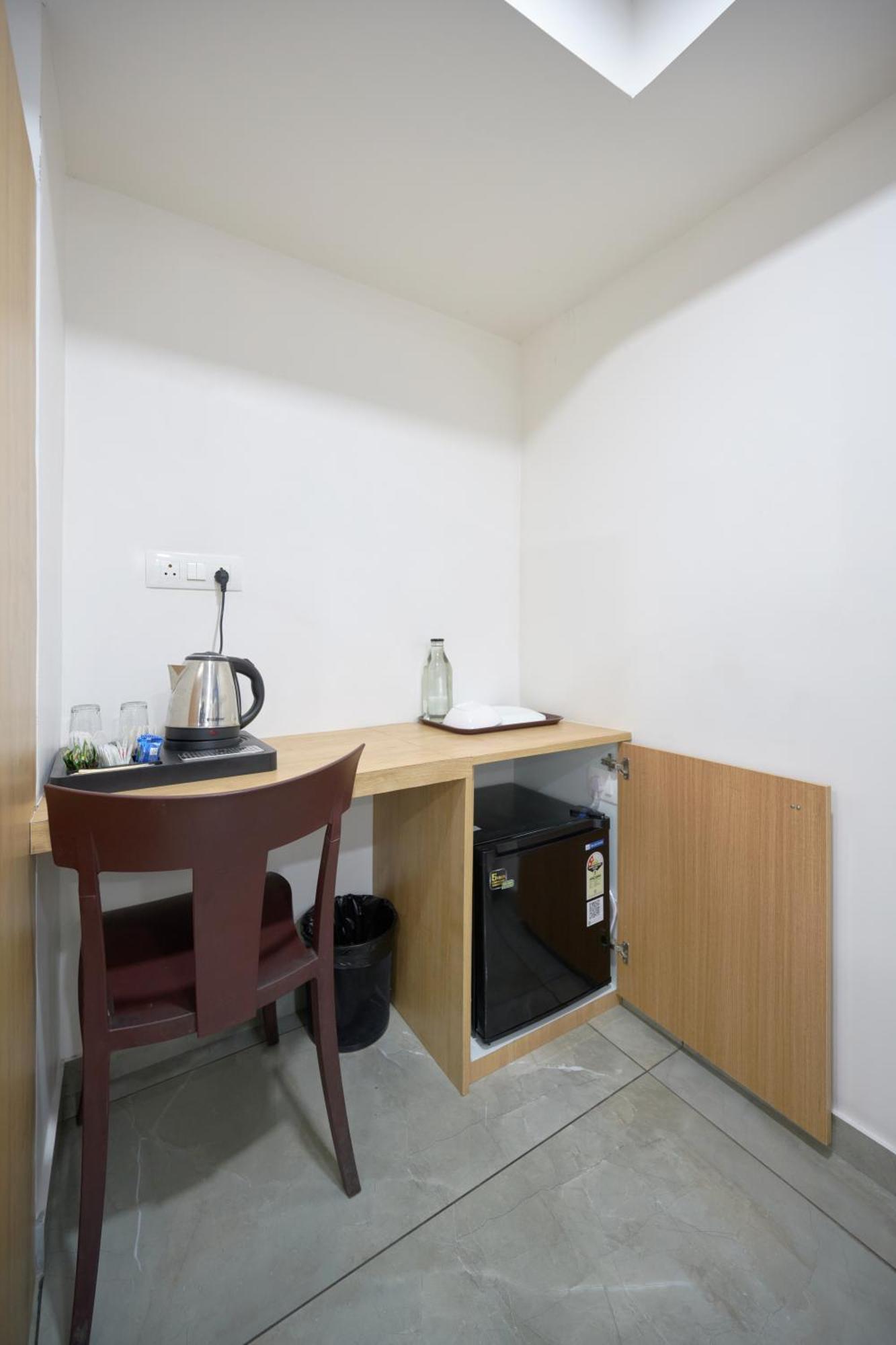 Reach Inn Kochi Exterior photo